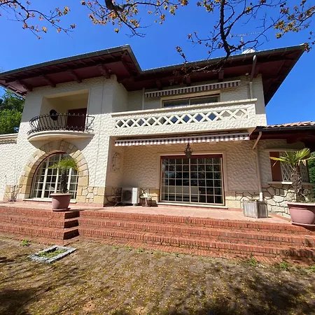 Avec Piscine Interieure, 5 Chambres, Proche Et Commerces A - Fr-1-374-220 Villa Arcachon