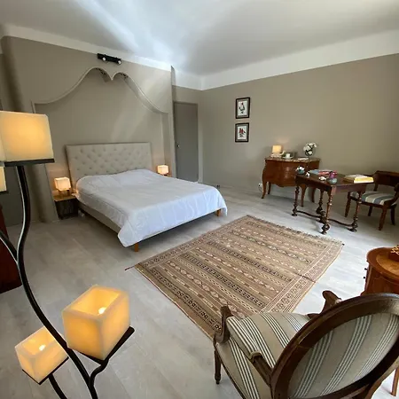Villa Avec Piscine Interieure, 5 Chambres, Proche Et Commerces A - Fr-1-374-220