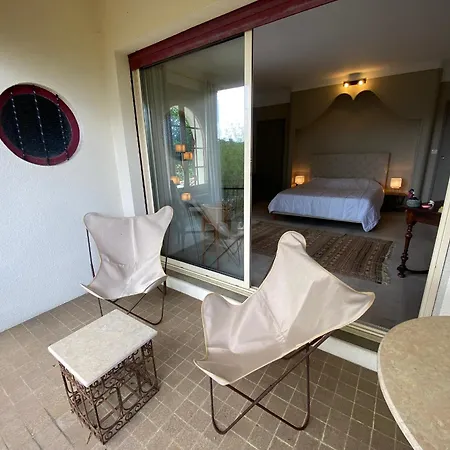 Avec Piscine Interieure, 5 Chambres, Proche Et Commerces A - Fr-1-374-220 Vila *