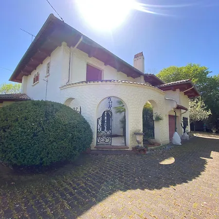 Vila Avec Piscine Interieure, 5 Chambres, Proche Et Commerces A - Fr-1-374-220 *