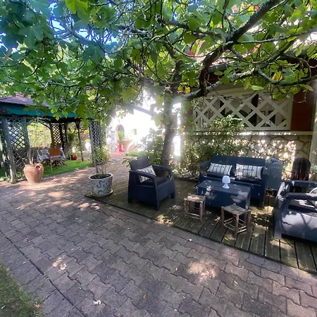 Vila Avec Piscine Interieure, 5 Chambres, Proche Et Commerces A - Fr-1-374-220