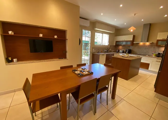 Avec Piscine Interieure, 5 Chambres, Proche Et Commerces A - Fr-1-374-220 Vila Arcachon