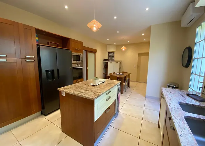 Avec Piscine Interieure, 5 Chambres, Proche Et Commerces A - Fr-1-374-220 Arcachon