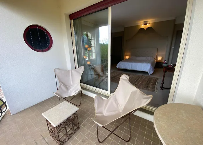 Avec Piscine Interieure, 5 Chambres, Proche Et Commerces A - Fr-1-374-220 Vila *